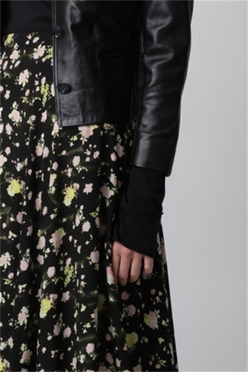 Zadig And Voltaire Joyo Soft Crinkle Roses Skirt Black | ZV-256380